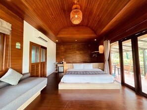 Family Room, 2 Bedrooms, Sea View | 1 bedroom, minibar, in-room safe, individually decorated