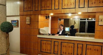 Bamboo Garden Business Inn