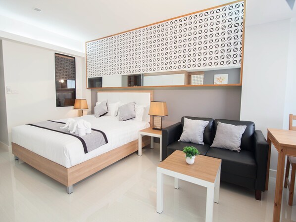 Chambre Deluxe, 1 chambre | Minibar, coffre-fort, bureau