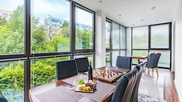 Departamento superior, 3 habitaciones | 4 habitaciones, decoración personalizada y muebles diferentes