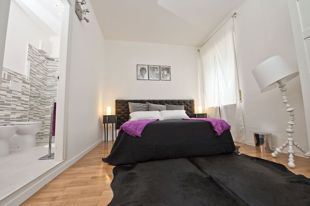 Chambre Confort Double ou avec lits jumeaux, 1 chambre, salle de bains attenante