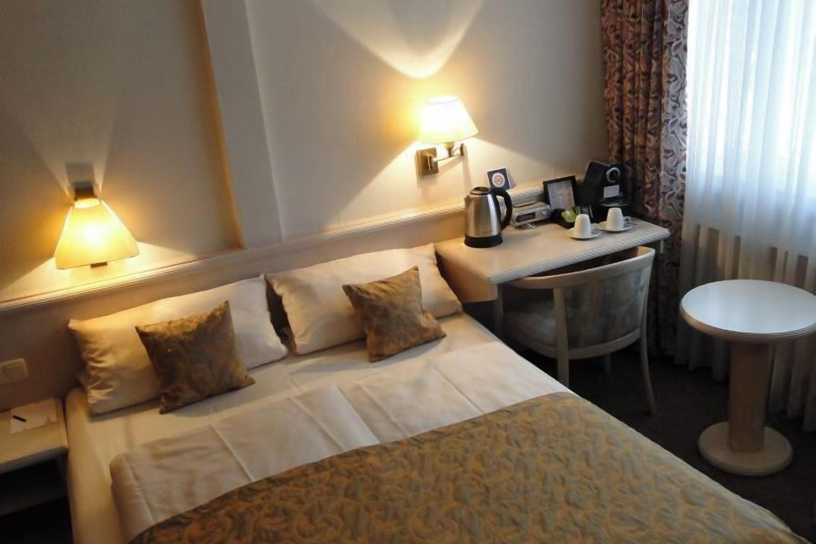 Coffres-forts dans les chambres, chambres insonorisées