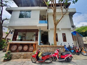 Reception - Miss Hong House (Rayong)