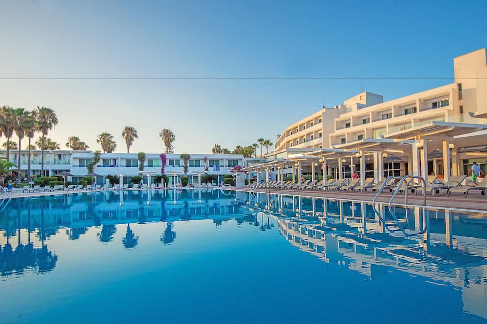 Dome Beach Marina Hotel & Resort