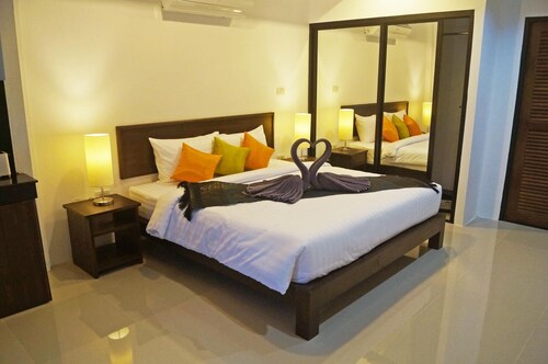 The Seashore Kamala Service Apartment