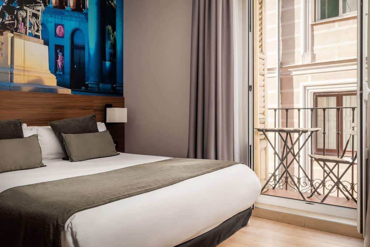 Standaard tweepersoonskamer, 1 tweepersoonsbed | Een bureau, gratis babybedden, gratis wifi, beddengoed