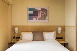 Habitación doble superior | Escritorio, cunas gratuitas, wifi gratis y ropa de cama 