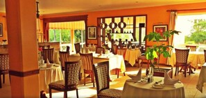 Daily buffet breakfast (USD 15 per person) - Sovereign Hotel (Kisumu)