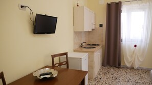 Firemannsrom | Eget kjøkken | Kjøleskap