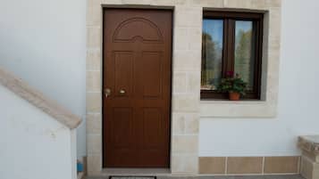 Entrada al alojamiento