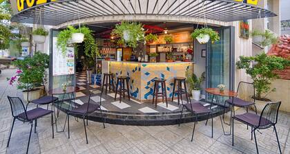 Golden Star Hotel