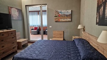 Quadrupla Comfort | Minibar, una cassaforte in camera, una scrivania, Wi-Fi gratuito