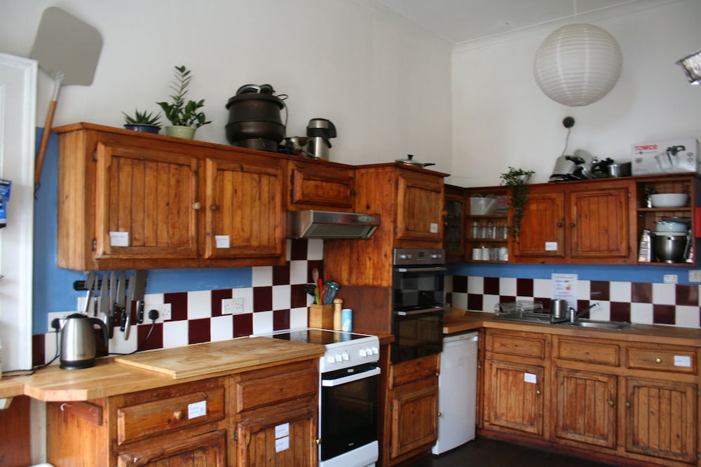 Argyle Backpackers by null