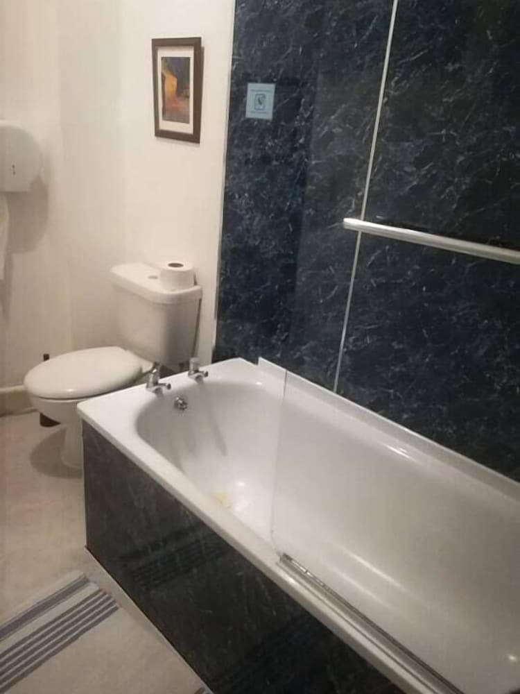 Argyle Backpackers by null