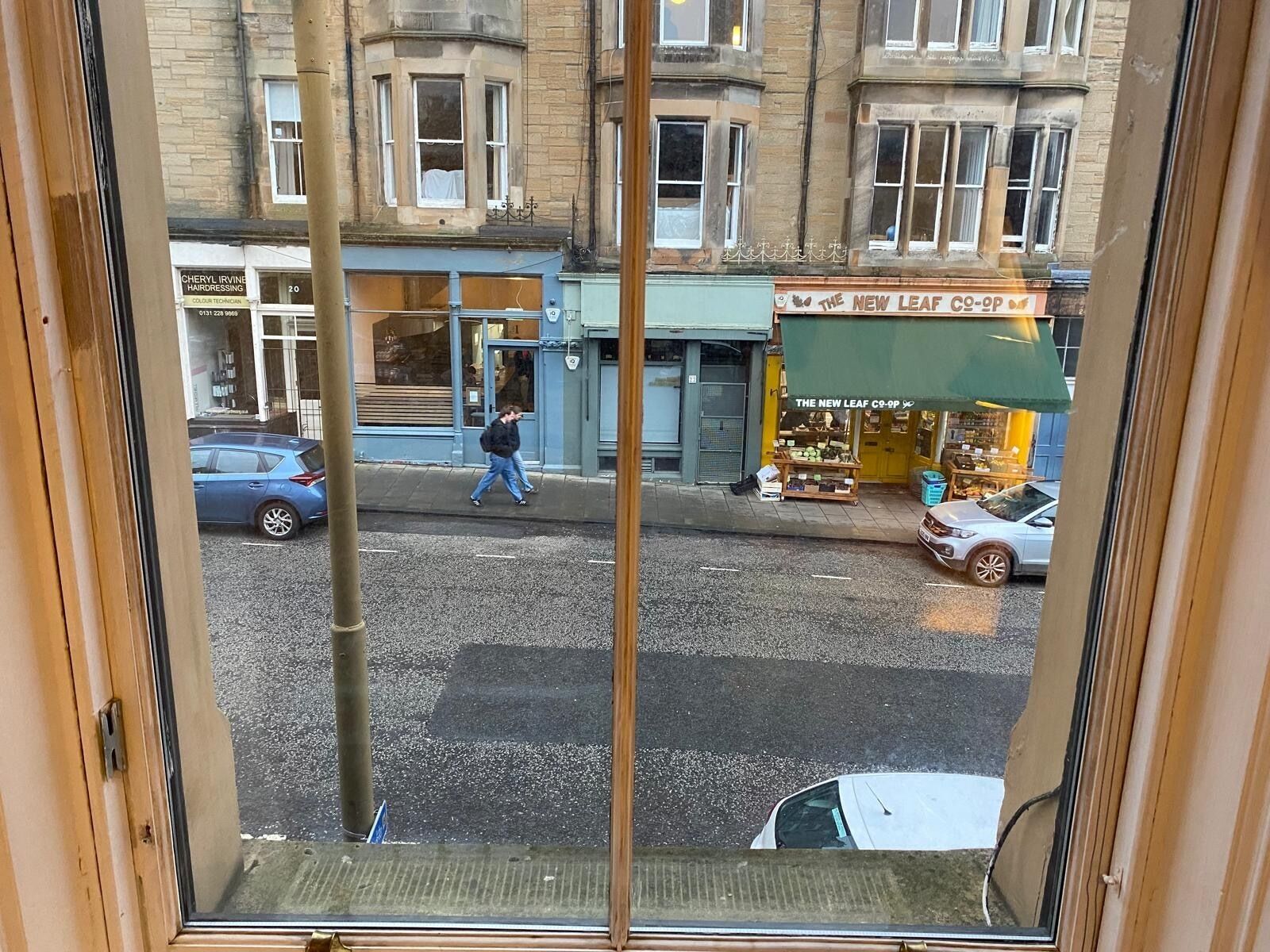 Twin Room | Street view