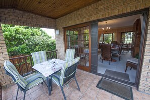 Terrace/patio - Bayside Lodge (Plettenberg Bay)