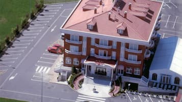 Esterni