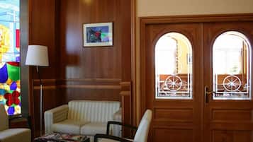 Hall