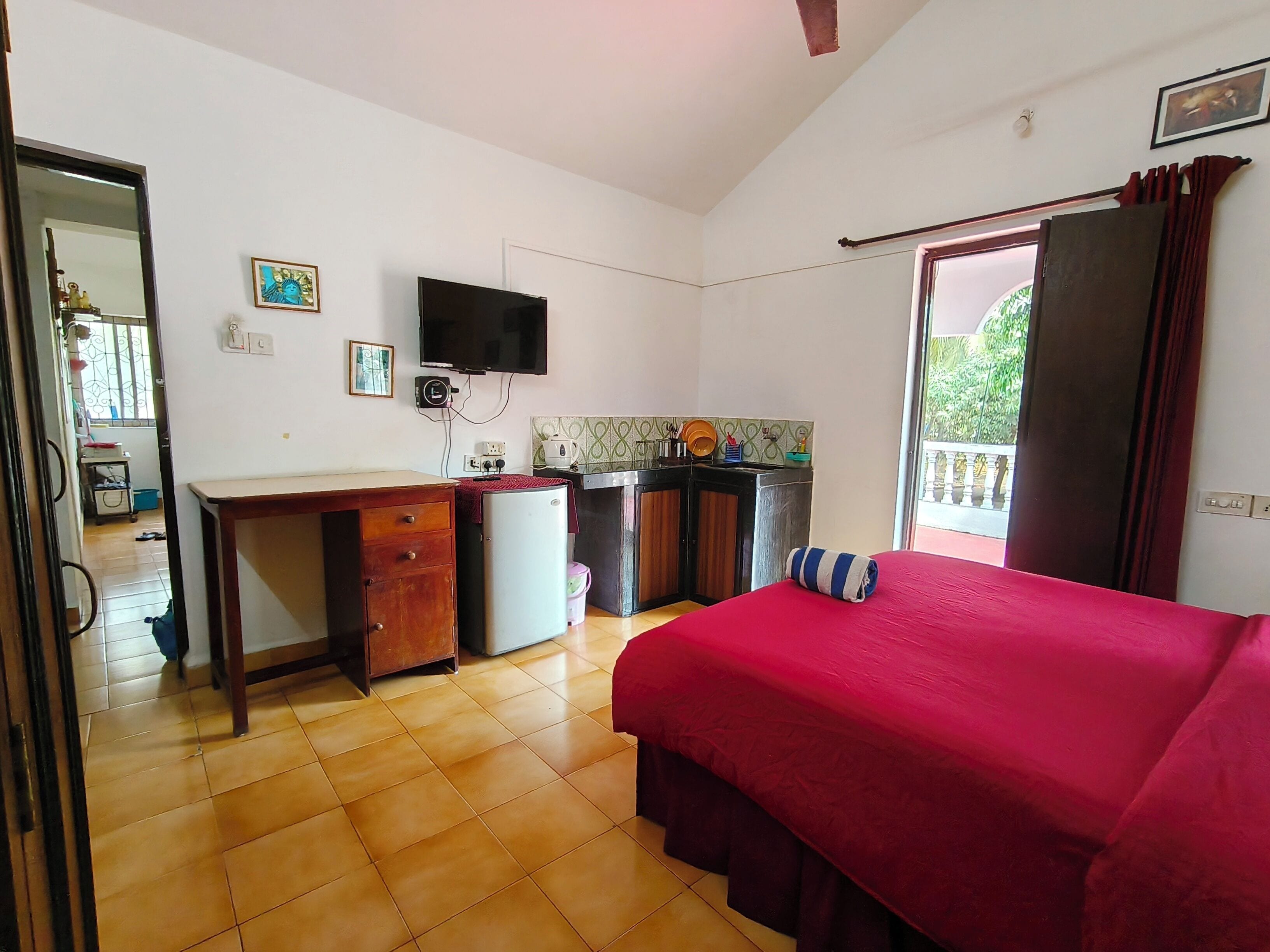 Standard Room, 1 Bedroom, Garden View | Private kitchen | Fridge, dishwasher, coffee/tea maker, electric kettle
