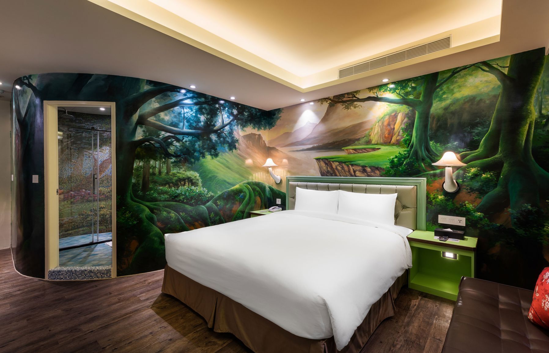 Soundproofing, iron/ironing board, rollaway beds, free WiFi