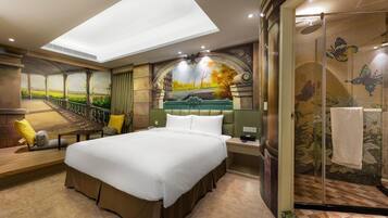 Soundproofing, iron/ironing board, rollaway beds, free WiFi