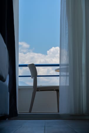 1 habitación, minibar, sistema de insonorización y wifi gratis