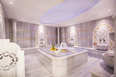 Hotel Emirhan Palace