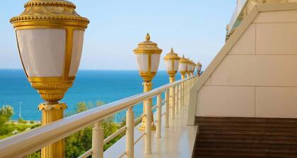 Hotel Emirhan Palace