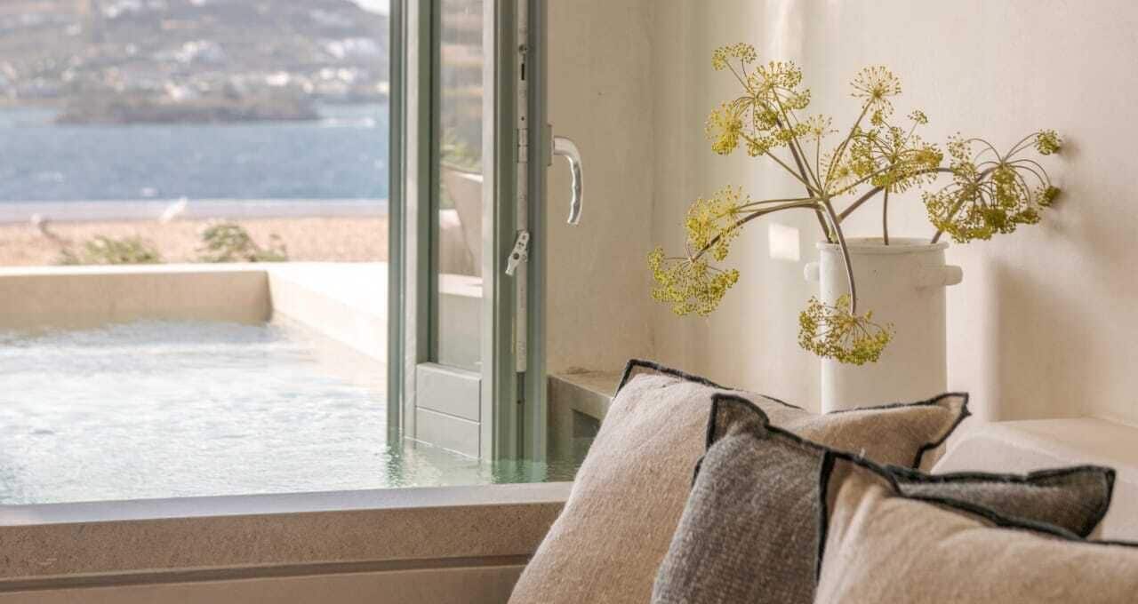 Premium Suite with Plunge Pool & Sea View | In-room safe, soundproofing, iron/ironing board, free WiFi