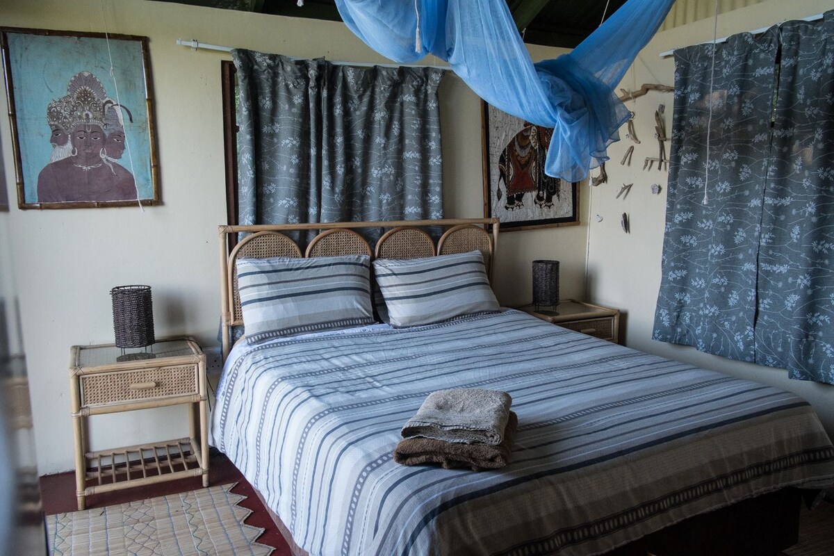 Basic-Ferienhaus, 1 Doppelbett, eingeschränkter Meerblick, Meerseite
