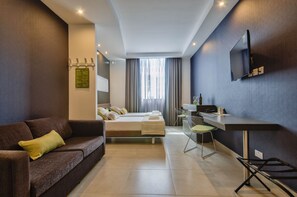 Comfort Studio, 1 Double or 2 Single Beds | Living area | 42-inch flat-screen TV with cable channels, TV - Jules Suites (St. Julian's)