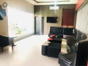 Centre d’affaires dans la chambre