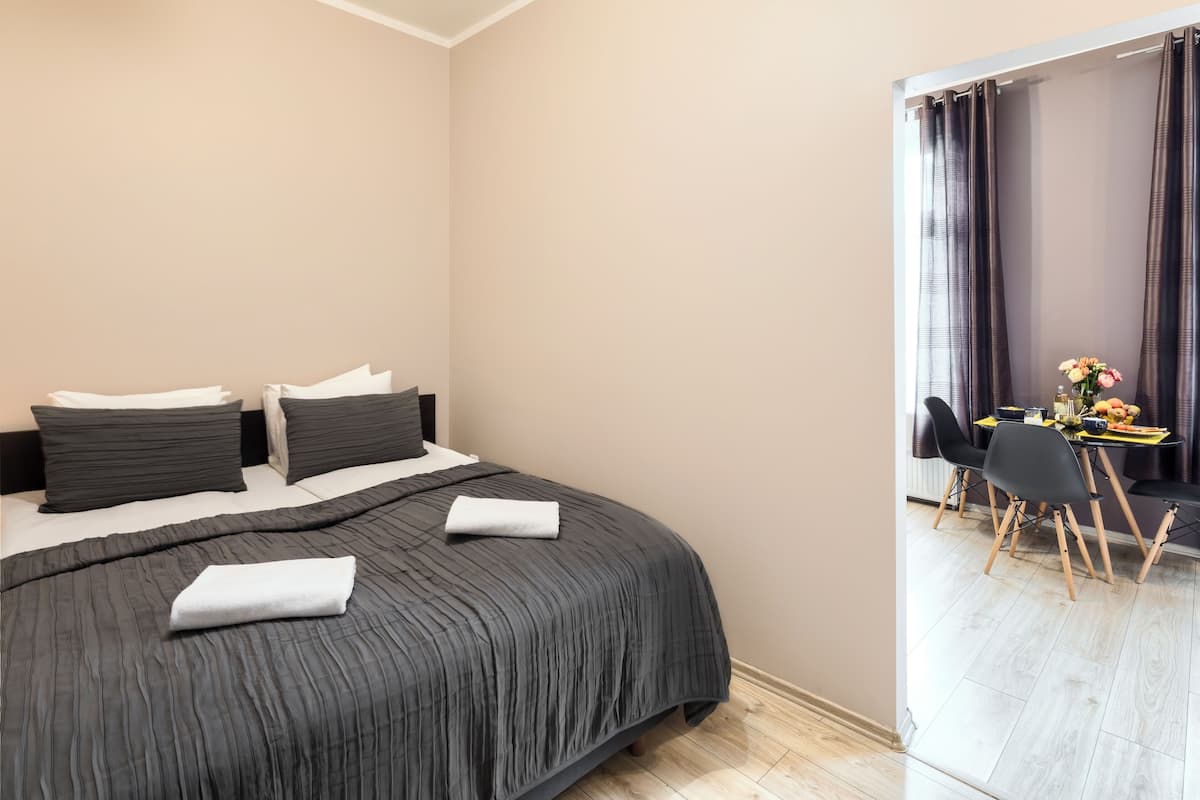 Junior suite, 1 slaapkamer, niet-roken | 1 slaapkamer, individueel gedecoreerd, individueel gemeubileerd