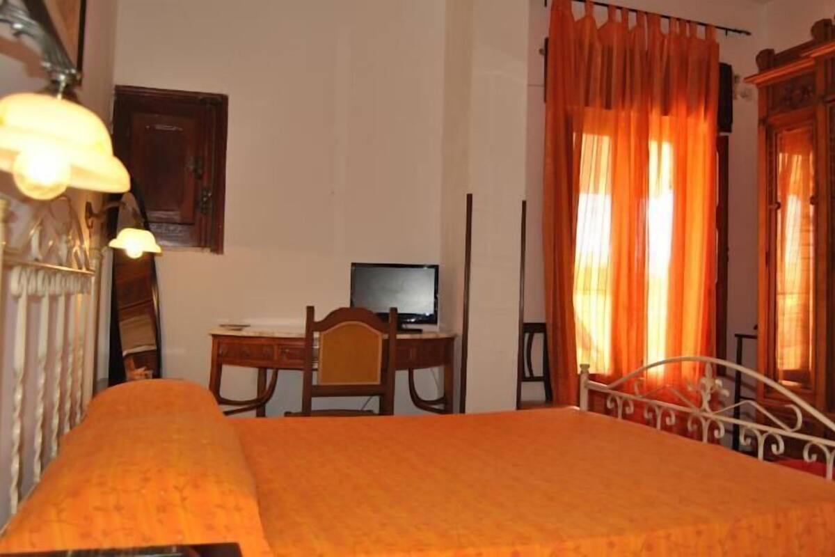 Double Room, 1 Double or 2 Single Beds, Sea View | Desk, rollaway beds, free WiFi