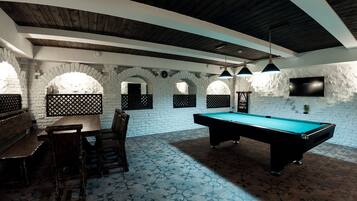 Sauna, Turkish bath/hammam, massage/treatment rooms