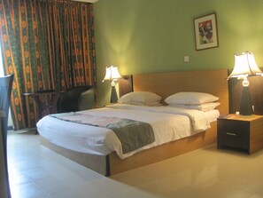 Deluxe Room | In-room safe, desk, blackout curtains, free WiFi