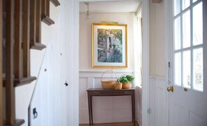 Interior detail - Sherburne Inn (Nantucket)