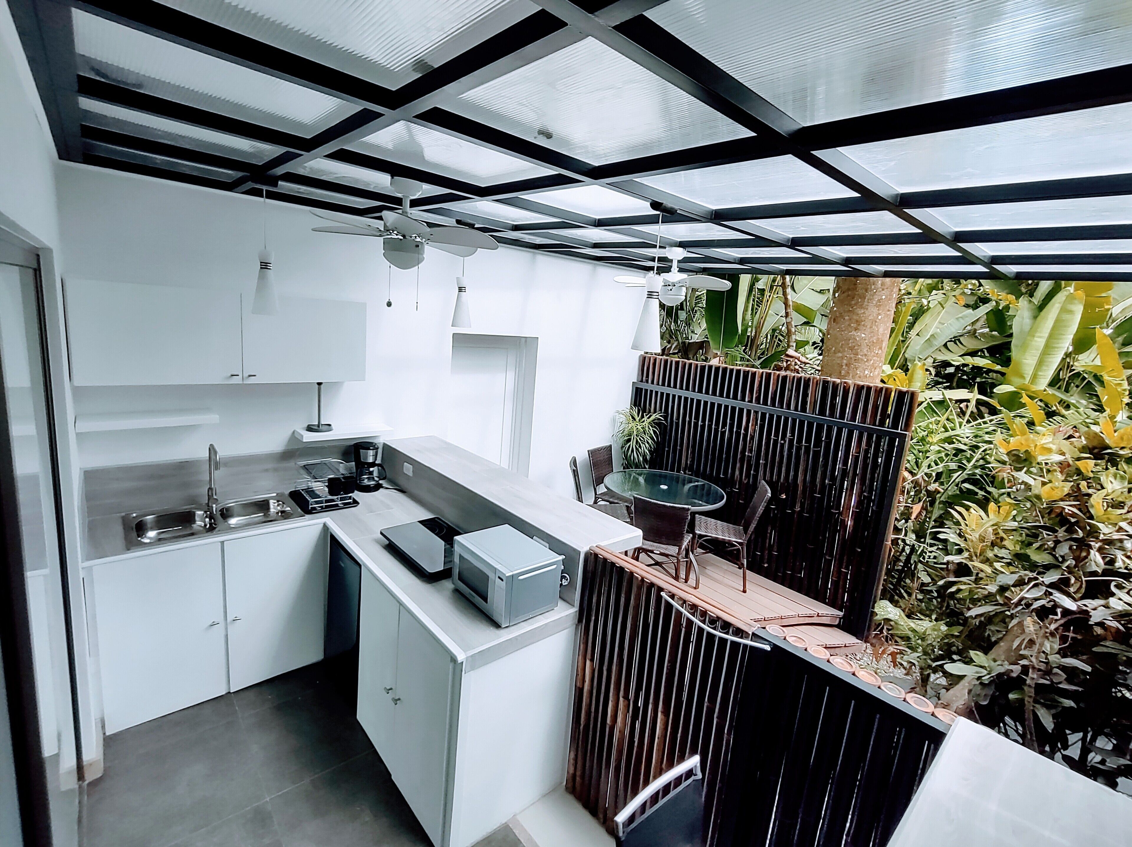 family room | living area | 42-inch flat-screen tv with cable channels, tv