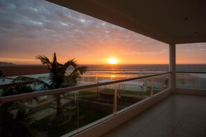 Suite Deluxe, idromassaggio | Vista dalla camera