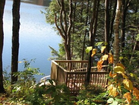 Deluxe Cottage, 3 Bedrooms, Kitchen, Lake View | Terrace/patio