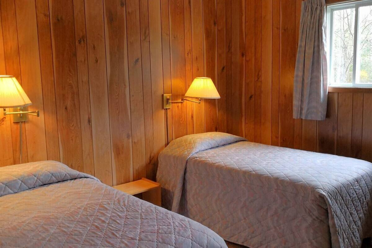 Tabla de planchar con plancha