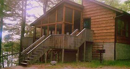 Sunny Point Resort Cottages and Inn