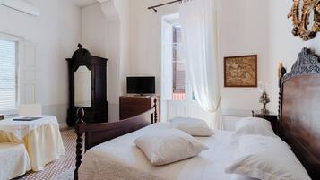 Chambre Quadruple | Literie de qualité supérieure, lits bébé (en supplément)