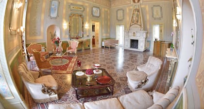 Palazzo De Castro