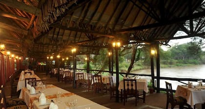 Mara River Lodge