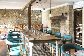 Restaurant - Old Stocks Inn (Cheltenham)