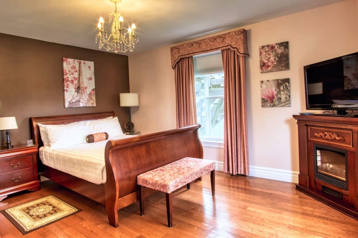 Wicklow - Second Floor | 1 bedroom, iron/ironing board, free WiFi, bed sheets