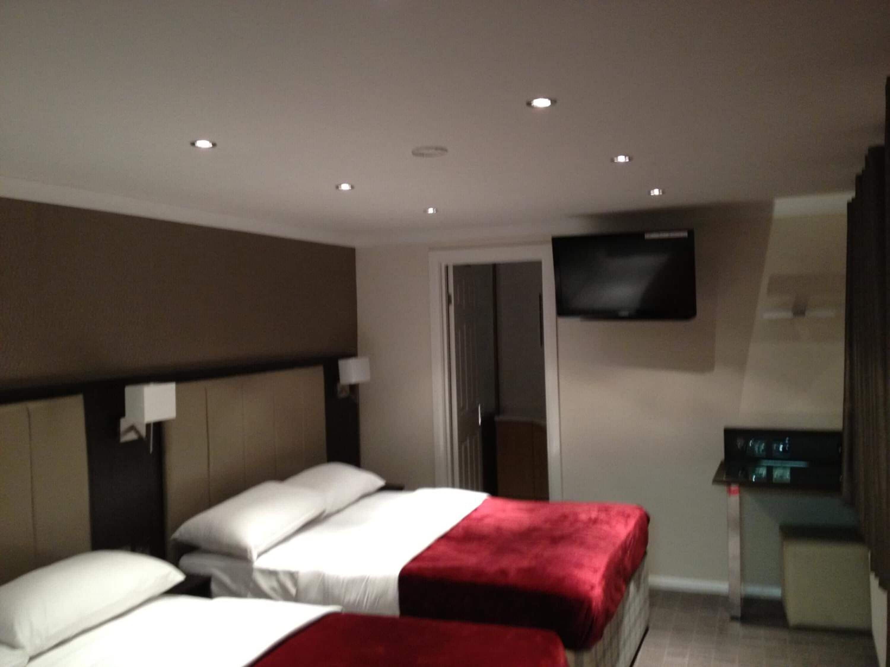 Photo - Goodwood Hotel