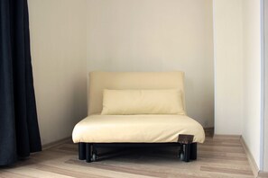 Tremannsrom – standard | Oppholdsområde | Flatskjerm-TV