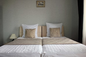 Superior Double or Twin Room | Premium bedding, minibar, in-room safe, desk